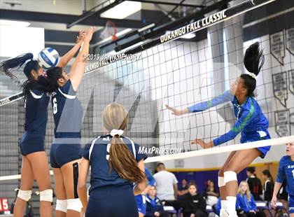 Thumbnail 2 in Xavier College Prep vs. Kamehameha Kapalama (Durango Fall Classic) photogallery.
