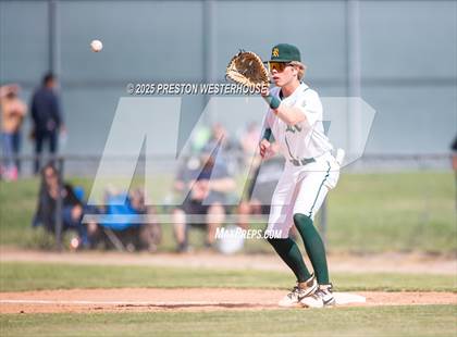 Thumbnail 2 in Sultana vs. Royal (CIF SS Division 2 Round 1) photogallery.