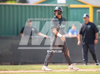Thumbnail 1 in Sultana vs. Royal (CIF SS Division 2 Round 1) photogallery.
