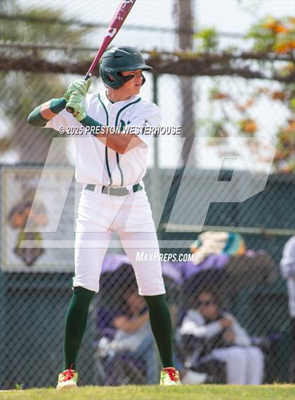 Thumbnail 2 in Sultana vs. Royal (CIF SS Division 2 Round 1) photogallery.