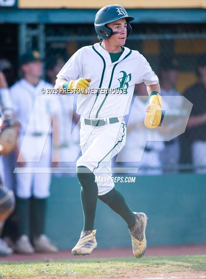 Thumbnail 2 in Sultana vs. Royal (CIF SS Division 2 Round 1) photogallery.