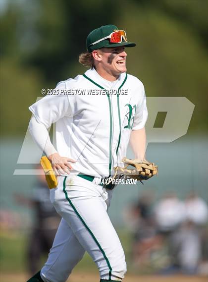 Thumbnail 2 in Sultana vs. Royal (CIF SS Division 2 Round 1) photogallery.