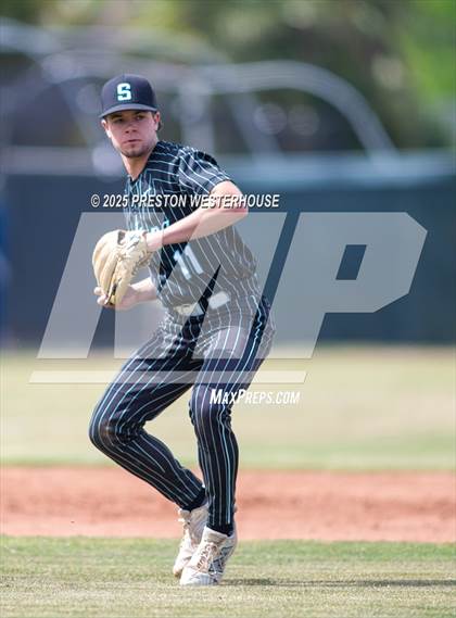 Thumbnail 1 in Sultana vs. Royal (CIF SS Division 2 Round 1) photogallery.