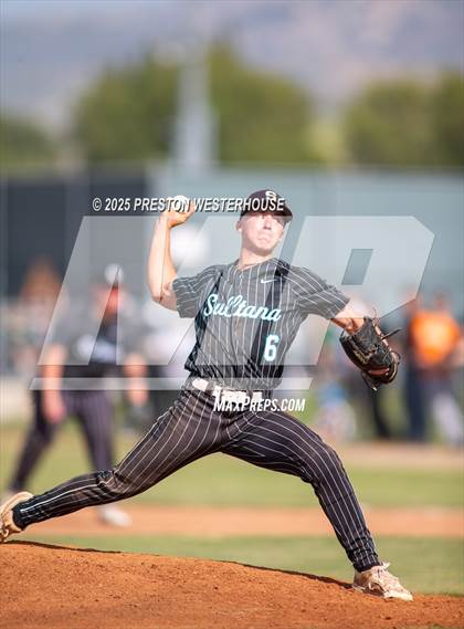 Thumbnail 3 in Sultana vs. Royal (CIF SS Division 2 Round 1) photogallery.