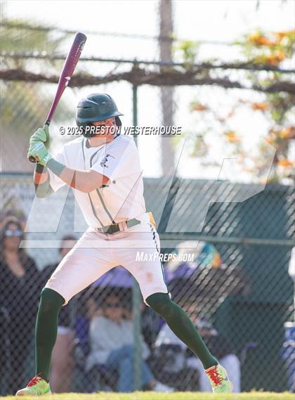 Thumbnail 2 in Sultana vs. Royal (CIF SS Division 2 Round 1) photogallery.