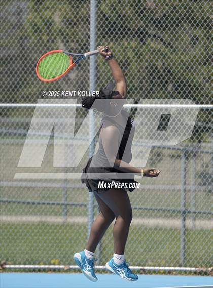 Thumbnail 3 in L'Anse Creuse North vs. St. Clair (Utica Eisenhower) photogallery.