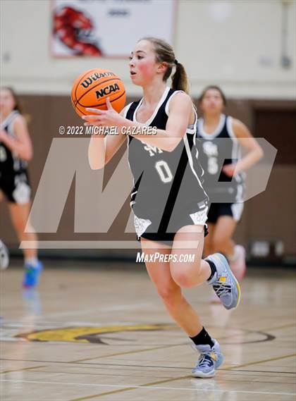 Thumbnail 2 in Tesoro vs. San Marcos (SoCal Holiday Classic) photogallery.