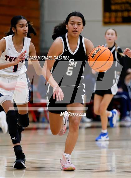 Thumbnail 2 in Tesoro vs. San Marcos (SoCal Holiday Classic) photogallery.