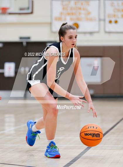 Thumbnail 3 in Tesoro vs. San Marcos (SoCal Holiday Classic) photogallery.