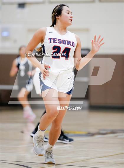 Thumbnail 1 in Tesoro vs. San Marcos (SoCal Holiday Classic) photogallery.