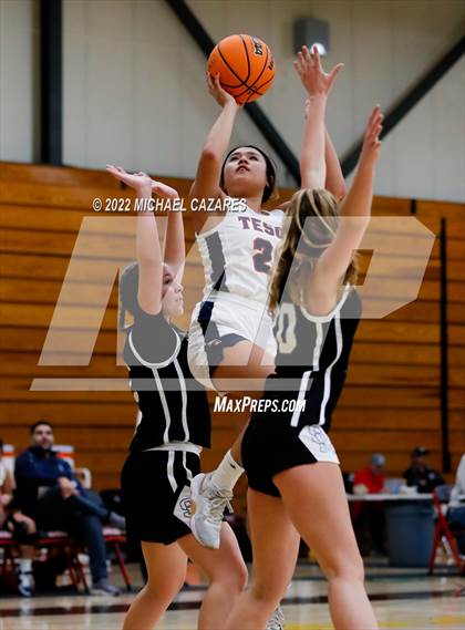 Thumbnail 1 in Tesoro vs. San Marcos (SoCal Holiday Classic) photogallery.