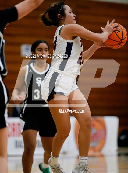 Thumbnail 3 in Tesoro vs. San Marcos (SoCal Holiday Classic) photogallery.