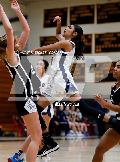 Thumbnail 3 in Tesoro vs. San Marcos (SoCal Holiday Classic) photogallery.