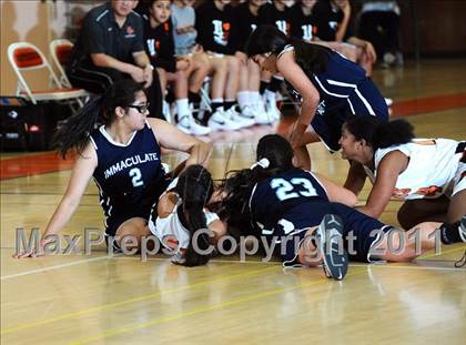 Thumbnail 2 in Immaculate Heart vs. South Pasadena (Poly Tournament) photogallery.