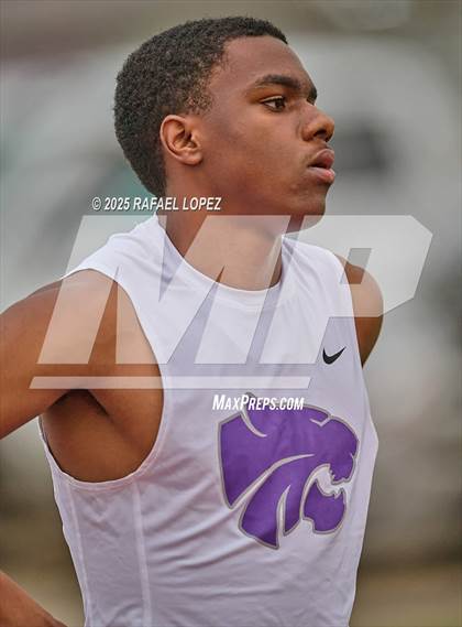 Thumbnail 3 in UIL 6A Track & Field District Finals (200M) photogallery.