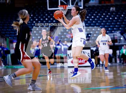 Thumbnail 2 in North Laurel vs Harlan Co. (13th Region Quarterfinal) photogallery.