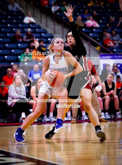 Thumbnail 1 in North Laurel vs Harlan Co. (13th Region Quarterfinal) photogallery.
