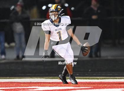 Thumbnail 2 in Delta @ Mississinewa (IHSAA 3A Section 28 Semifinal) photogallery.