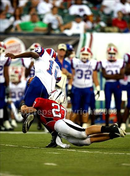 Thumbnail 2 in Colerain vs. McKeesport (Kirk Herbstreit Varsity Football Series) photogallery.