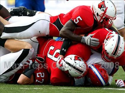 Thumbnail 1 in Colerain vs. McKeesport (Kirk Herbstreit Varsity Football Series) photogallery.