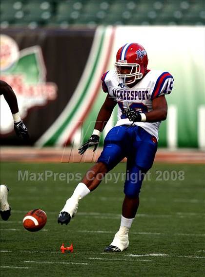 Thumbnail 1 in Colerain vs. McKeesport (Kirk Herbstreit Varsity Football Series) photogallery.