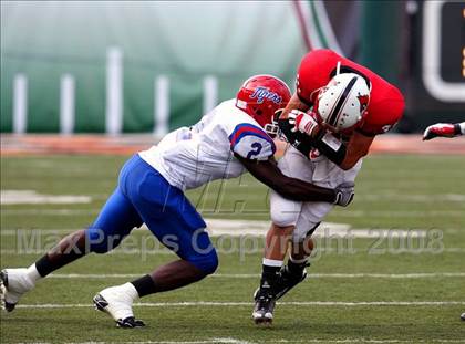 Thumbnail 3 in Colerain vs. McKeesport (Kirk Herbstreit Varsity Football Series) photogallery.