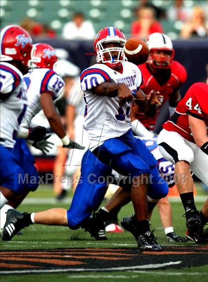 Thumbnail 1 in Colerain vs. McKeesport (Kirk Herbstreit Varsity Football Series) photogallery.