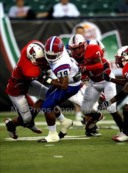 Thumbnail 2 in Colerain vs. McKeesport (Kirk Herbstreit Varsity Football Series) photogallery.