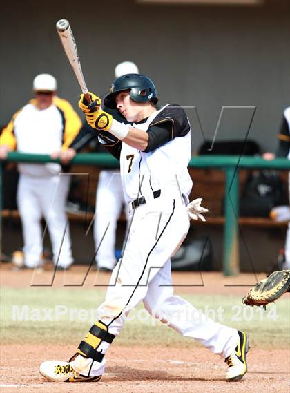Thumbnail 3 in Bishop Verot vs. Roberson (National High School Invitational) photogallery.