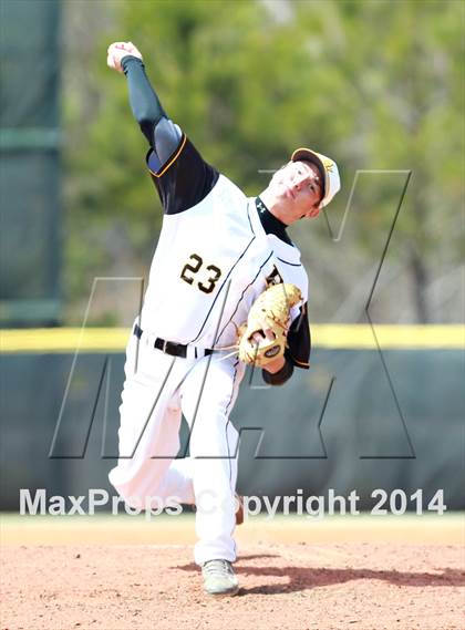 Thumbnail 2 in Bishop Verot vs. Roberson (National High School Invitational) photogallery.