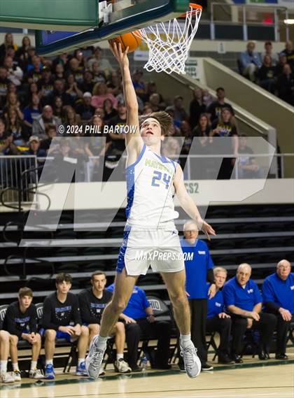 Thumbnail 1 in Maysville vs. Warren (OHSAA Division II Region 7 Regional Final) photogallery.