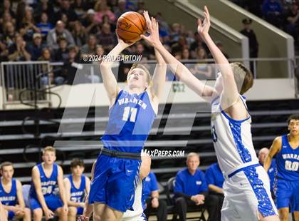 Thumbnail 3 in Maysville vs. Warren (OHSAA Division II Region 7 Regional Final) photogallery.