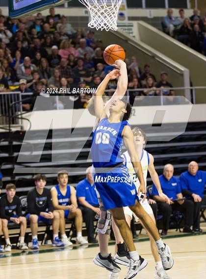 Thumbnail 2 in Maysville vs. Warren (OHSAA Division II Region 7 Regional Final) photogallery.