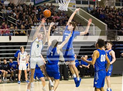 Thumbnail 2 in Maysville vs. Warren (OHSAA Division II Region 7 Regional Final) photogallery.