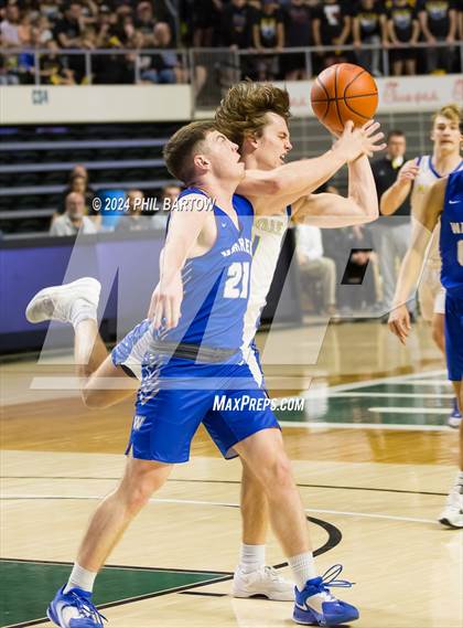 Thumbnail 3 in Maysville vs. Warren (OHSAA Division II Region 7 Regional Final) photogallery.