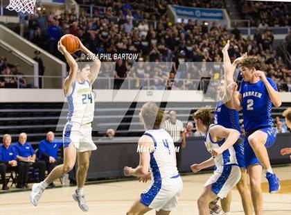 Thumbnail 3 in Maysville vs. Warren (OHSAA Division II Region 7 Regional Final) photogallery.