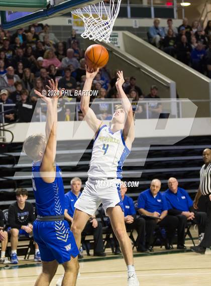 Thumbnail 3 in Maysville vs. Warren (OHSAA Division II Region 7 Regional Final) photogallery.