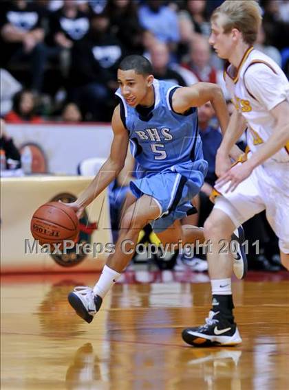 Thumbnail 2 in Bullard vs. Clovis West (CIF CS D1 Final) photogallery.