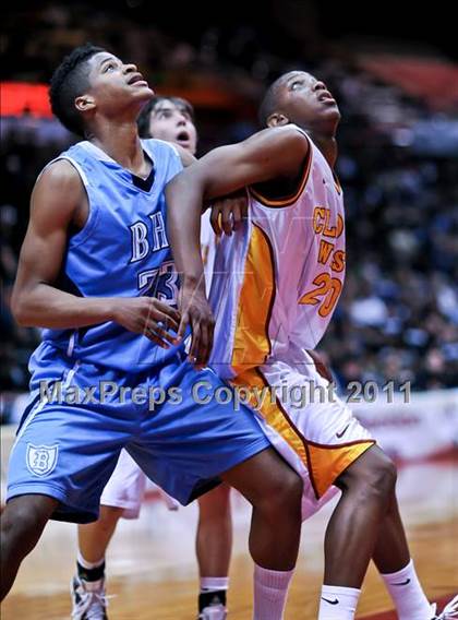 Thumbnail 1 in Bullard vs. Clovis West (CIF CS D1 Final) photogallery.
