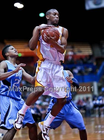 Thumbnail 3 in Bullard vs. Clovis West (CIF CS D1 Final) photogallery.