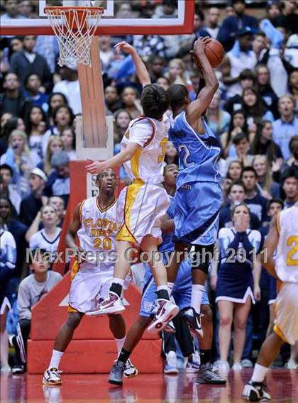 Thumbnail 3 in Bullard vs. Clovis West (CIF CS D1 Final) photogallery.