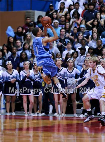 Thumbnail 2 in Bullard vs. Clovis West (CIF CS D1 Final) photogallery.