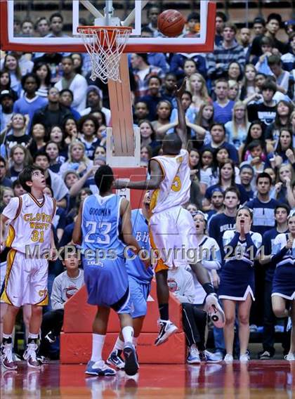 Thumbnail 1 in Bullard vs. Clovis West (CIF CS D1 Final) photogallery.