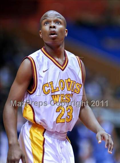 Thumbnail 1 in Bullard vs. Clovis West (CIF CS D1 Final) photogallery.