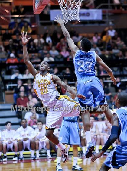 Thumbnail 1 in Bullard vs. Clovis West (CIF CS D1 Final) photogallery.