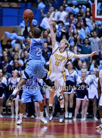 Thumbnail 3 in Bullard vs. Clovis West (CIF CS D1 Final) photogallery.