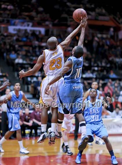 Thumbnail 3 in Bullard vs. Clovis West (CIF CS D1 Final) photogallery.