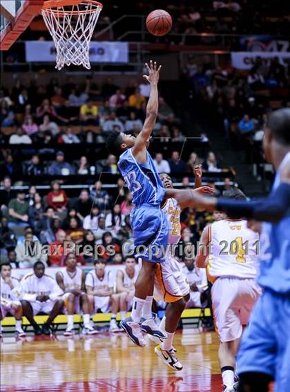 Thumbnail 2 in Bullard vs. Clovis West (CIF CS D1 Final) photogallery.