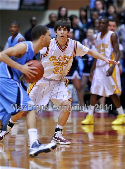 Thumbnail 2 in Bullard vs. Clovis West (CIF CS D1 Final) photogallery.