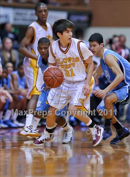 Thumbnail 3 in Bullard vs. Clovis West (CIF CS D1 Final) photogallery.